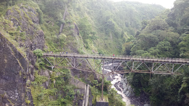 Jembatan Gladak Perak Merupakan Bangunan Saat Pemerintahan Kolonial Belanda (Chodijah Febriyani/INDUSTRY.co.id)