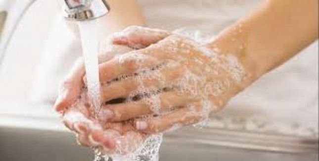 ONDA Sanitary and plumbing sebagai merk produk saluran air bersih, bergandengan tangan dengan pemda DKI Jakarta untuk sosialisasi cara cuci tangan yang efektif