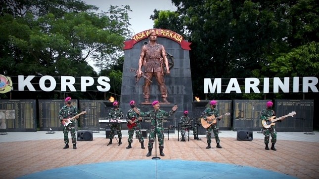 Lentera Menuju Fitri Single Terbaru Band Prajurit Korps Marinir 