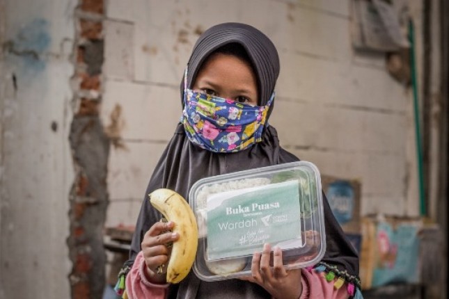 Dompet Dhuafa-Wardah Berbagi Bahagia Ramadan di Tengah Pandemi Corona