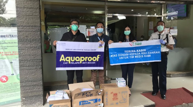 Aquaproof donasikan APD ke sejumlah rumah sakit