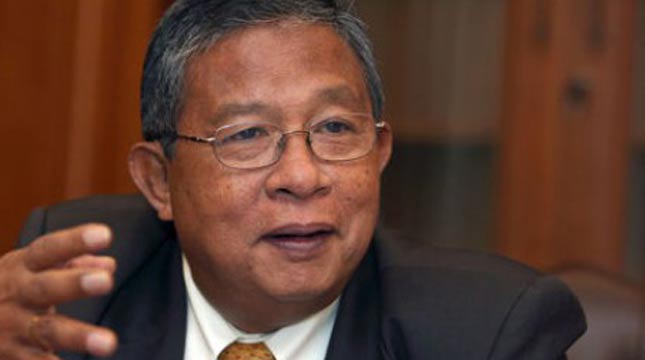  Menteri Koordinator Bidang Perekonomian Darmin Nasution 