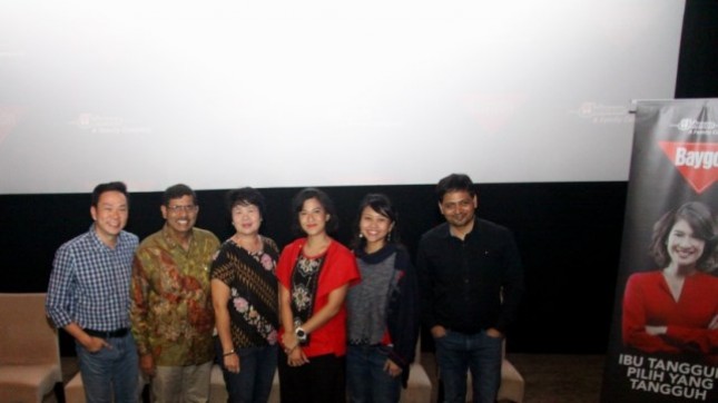 Dian Sastrowardoyo saat nonton bareng film "Kartini" bersama 1000 guru