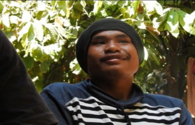 Yanuarius Tena Gili (22), pemuda yang sedang dihebohkan sebagai "Nabi" baru yang diutus Tuhan. (Foto: Vox NTT) 