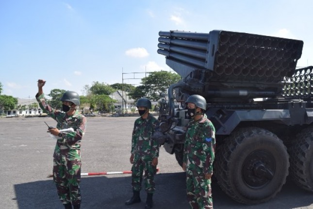 Batalyon Roket 2 Marinir Surabya Laksanakan Gun Drill