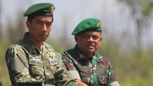 Presiden Jokowi dan Panglima TNI Gatot Nurmantyo (Foto Istimewa Militer)