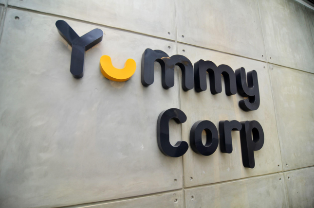 Yummy Corp Logo 