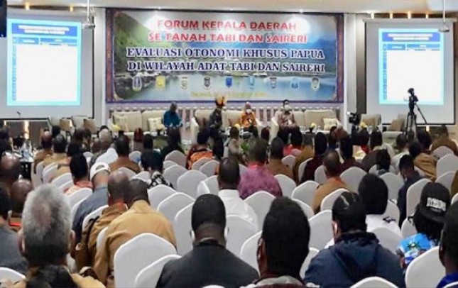 Sembilan Kepala Daerah di Papua Sepakat Otonomi Khusus Lanjut