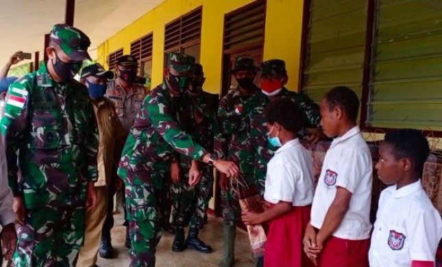 TMMD Ke-109 di Kampung Kakuna Perbatasan RI-PNG Berakhir