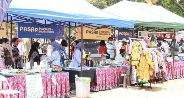 Pasar Indonesia Kegiatan Tahunan KBRI Pretoria (Photo by Kemlu)