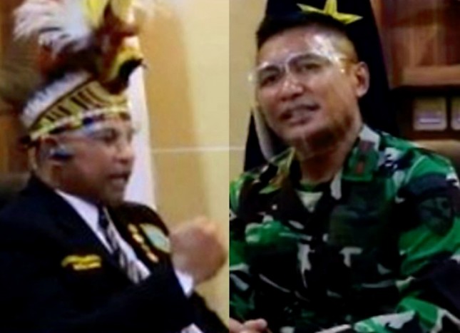 Ketua Umum Pemuda Adat Papua Jan Christian Arebo (kiri)