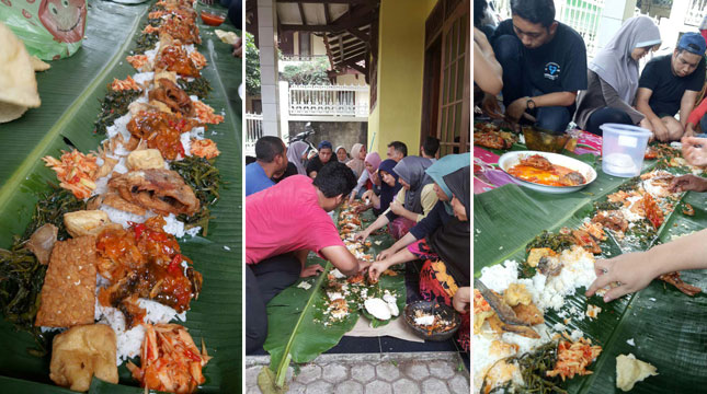 Ngariung, Salah Satu Cara Makan Dalam Tradisi Munggahan Untuk Menyambut Bulan Suci Ramadhan (Chodijah Febriyani/Industry.co.id)