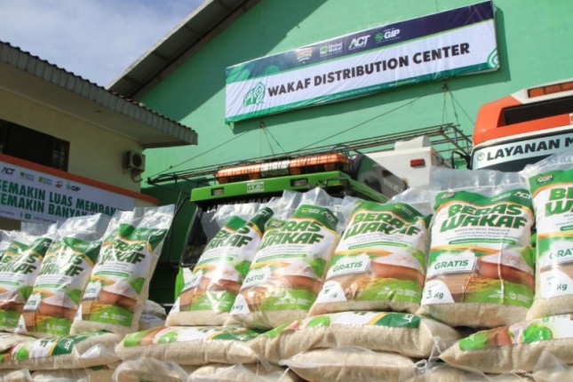Wakaf Distribution Center ACT