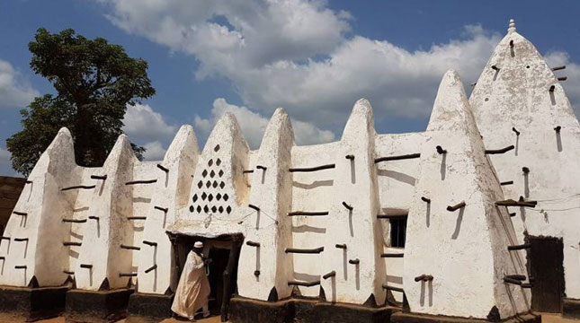 Masjid Larabanga, Ghana, Afrika Barat (Foto:http://ilmfeed.com)