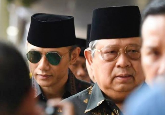 Susilo Bambang Yudhoyono bersa Agus Harimurti Yudhoyono (foto Ist)