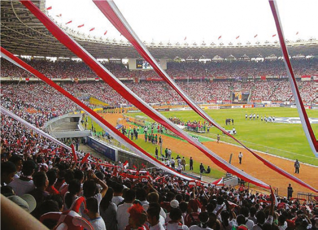 Suasana meriah Stadion Utama Gelora Bung Karno saat pagelaran putaran final Piala Asia 2007.