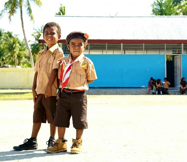 Siswa Sekolah di Papua (foto Nadiem Makarim)