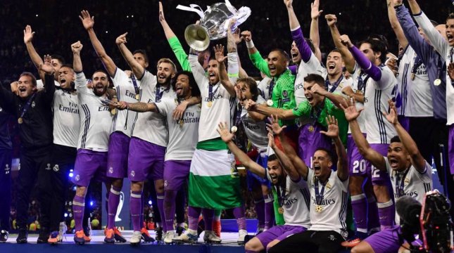Real Madrid merayakan kemenangan Liga Champions, Minggu (4/6/2017). (Foto: BBC)