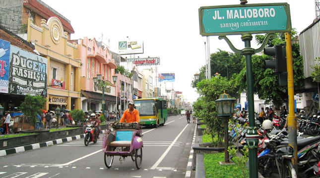 Jln Malioboro, Daerah Istimewa Yogyakarta (Foto:wikipedia)