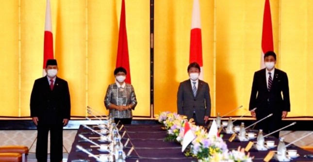 Menhan Prabowo dan Menlu Retno bersama PM Jepang