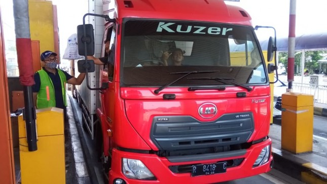 Astra UD Trucks Hadirkan Paket Super untuk Pengusaha Truk