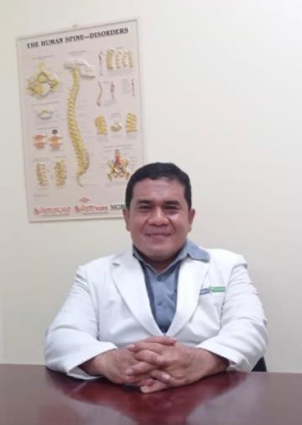 Dokter Spesialis Saraf dari Siloam Hospitals Jambi, dr. Harly. MT Lumbantoruan, Sp.S.
