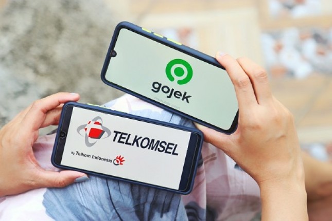 Telkomsel bersama Gojek memperkuat sinergi melalui keputusan investasi lanjutan dari Telkomsel ke Gojek senilai USD300 juta.