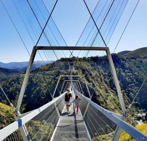 Jembatan Arouca 516 di Portugal, Jembatan Tertinggi di Dunia (Instagram/516arouca)