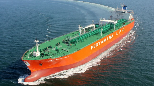 Ilustrasi kapal Pertamina