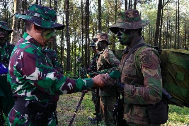 Panglima Divisi Infanteri 2 Kostrad Mayjen TNI Andi Muhammad