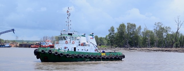 Kapal Tongkang (Foto Ist) 