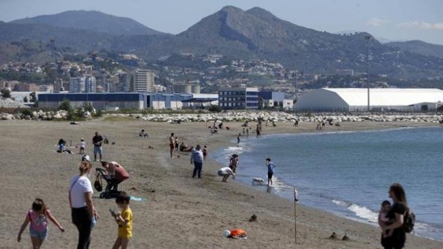 Pantai di Spanyol (Foto: up2date.co.id)