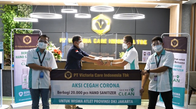 Victoria Care Indonesia Salurkan Bantuan 20 Ribu Botol Hand Sanitizer untuk Wisma Atlet