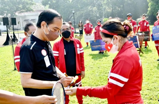 Atlet Paralimpiade Tokyo, Leani Ratri Oktila dan Presiden Jokowi 
