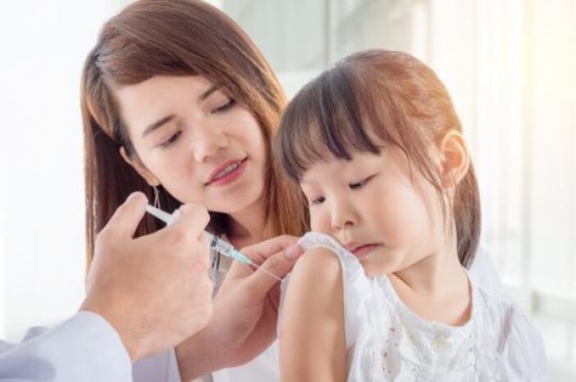 Imunisasi pada Anak (Foto Dok Halodoc) 
