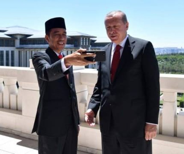 Presiden Jokowi dan Presiden Erdogan menyampaikan pesan melalui Vlog (Foto: BPMI).