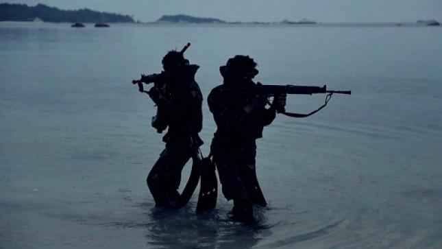 Marinir TNI AL Hancurkan Instalasi Radar Musuh di Pantai Tanjung Kelayang Babel