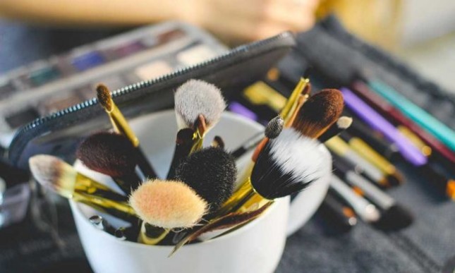 Ilustrasi Makeup (Ist)