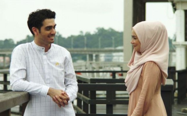 Fachri Albar beradu akting dengan artis Malaysia, Noura Danish dalam film "Bukan Cinta Malaikat"