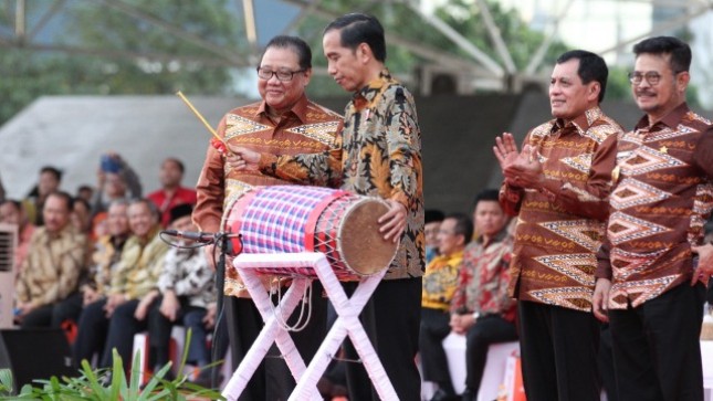 Presiden Joko Widodo Resmi Membuka Hari Koperasi Nasional ke 70 di Makassar