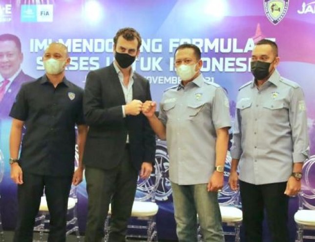Ketum IMI Bambang Soesatyo