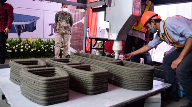  Kementerian PUPR Uji Coba 3D Concrete Printing