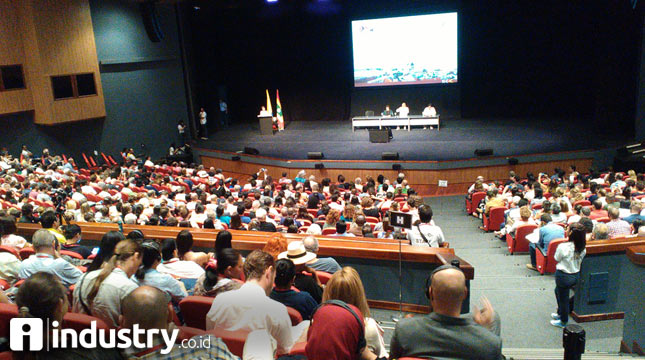 Sekitar 2.000 peneliti hadir di Auditorium Getsemani, Cartagena de Indias Convention Center dalam pembukaan Konferensi IAMCR