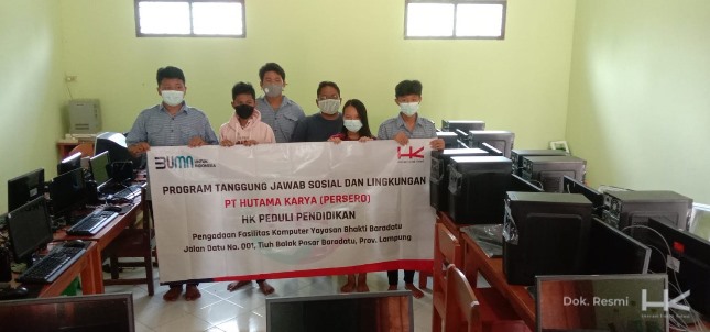 Hutama Karya Persero Peduli Donasikan Bantuan Sarana