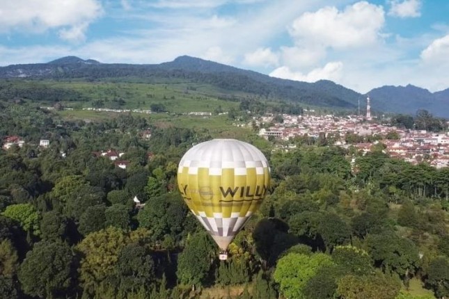 Balon Udara di Ciater, Subang, Jawa Barat (beritasubang.pikiran-rakyat.com)