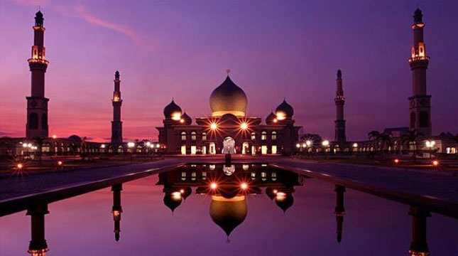 Masjid Agung An-Nur, Pekanbaru, Indonesia (Foto:http://mvslim.com)