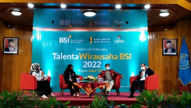 Roadshow program Talenta Wirausaha BSI 2022 yang pertama dilakukan di Universitas Muhammadiyah Malang yang diawali dengan Talkshow “Muda Bertalenta, Muda Berwirausaha”. 