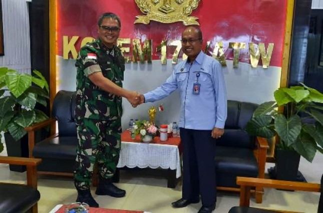 Danrem174/ATW Brigjen TNI E. Reza Pahlevi