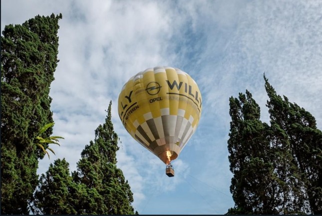 Wisata Balon Udara di Sari Ater, Subang Jawa Barat (Foto: Kemenparekraf)