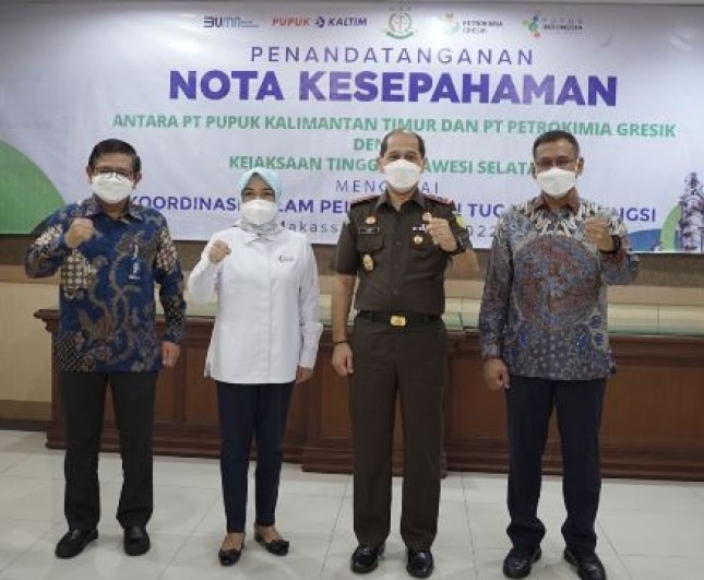 Pupuk Indonesia Persero Grup Perkuat Pengawasan Pupuk Bersubsidfi dengan Kejati Sulsel
